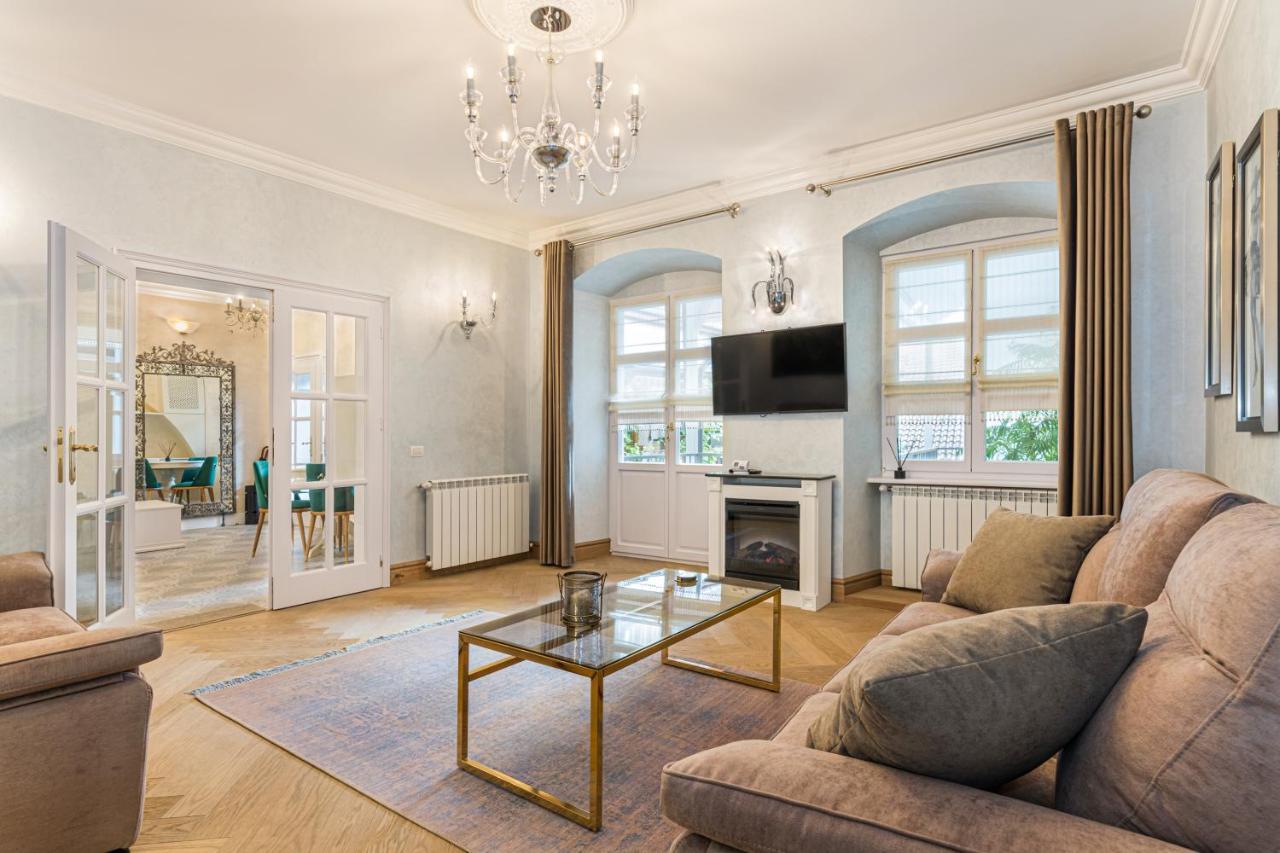 בראשוב Krone Apartment מראה חיצוני תמונה
