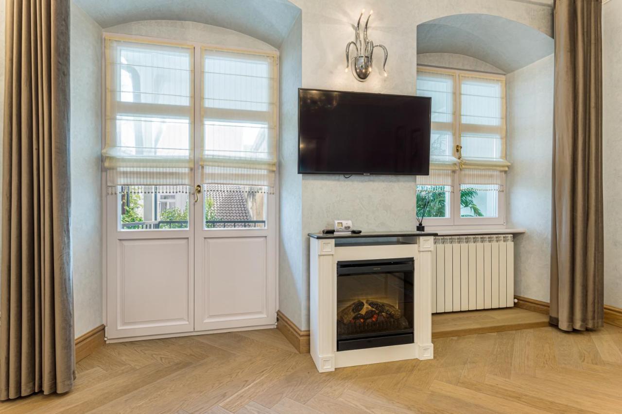 בראשוב Krone Apartment מראה חיצוני תמונה