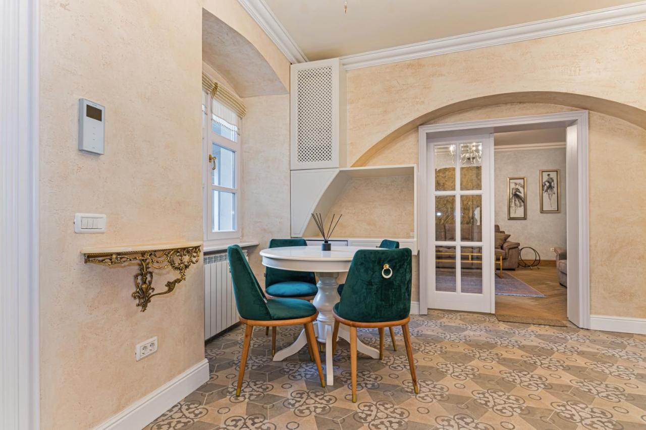 בראשוב Krone Apartment מראה חיצוני תמונה
